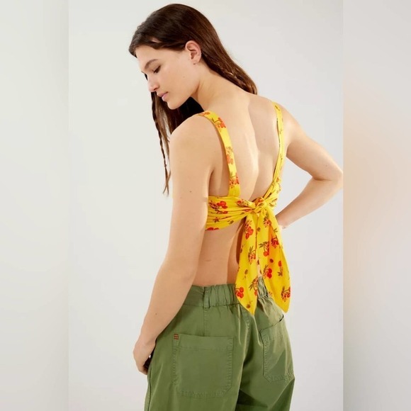 Urban Outfitters UO Jade Scarf Cami Yellow Cherry Print Tie Back Cropped Tank XS - Picture 2 of 14
